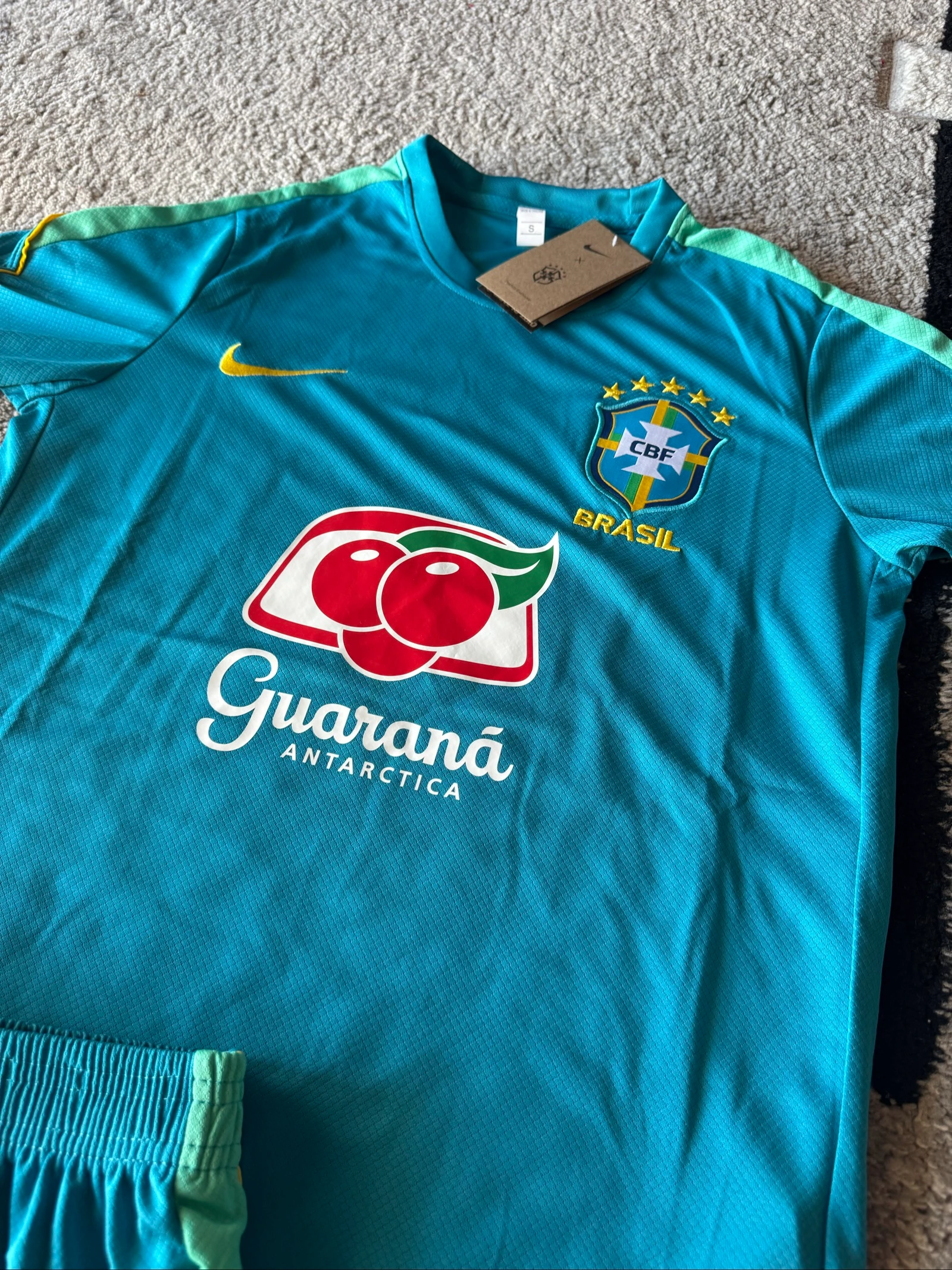 Ensemble d'entraînement Brésil Bleu et Jaune (Sponsor Guaraná Antártica) – photo 2